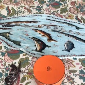 Hermes ribbed scarf fish theme